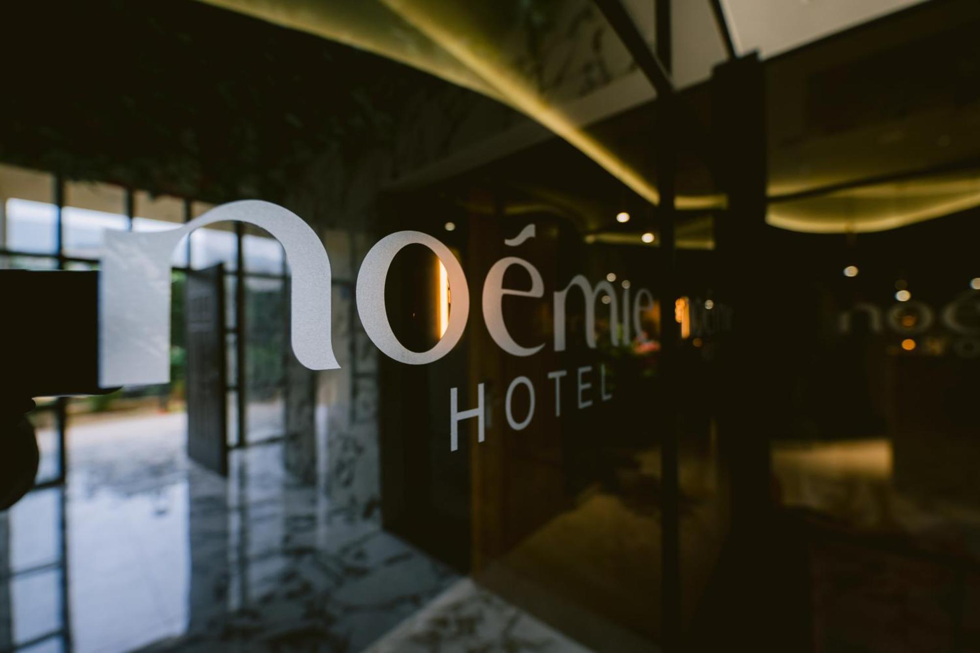 Noemie Hotel Himare Bagian luar foto
