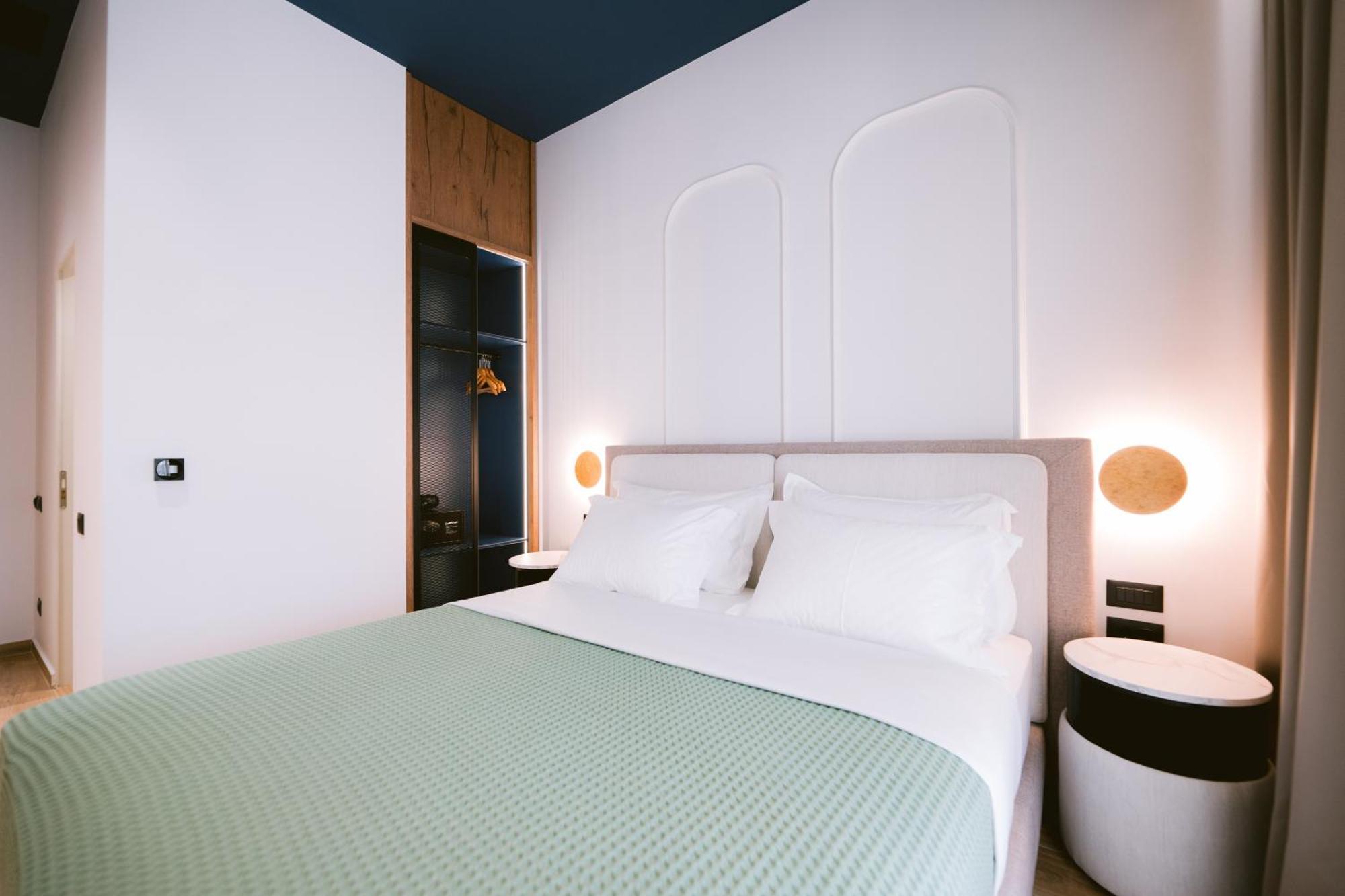 Noemie Hotel Himare Bagian luar foto