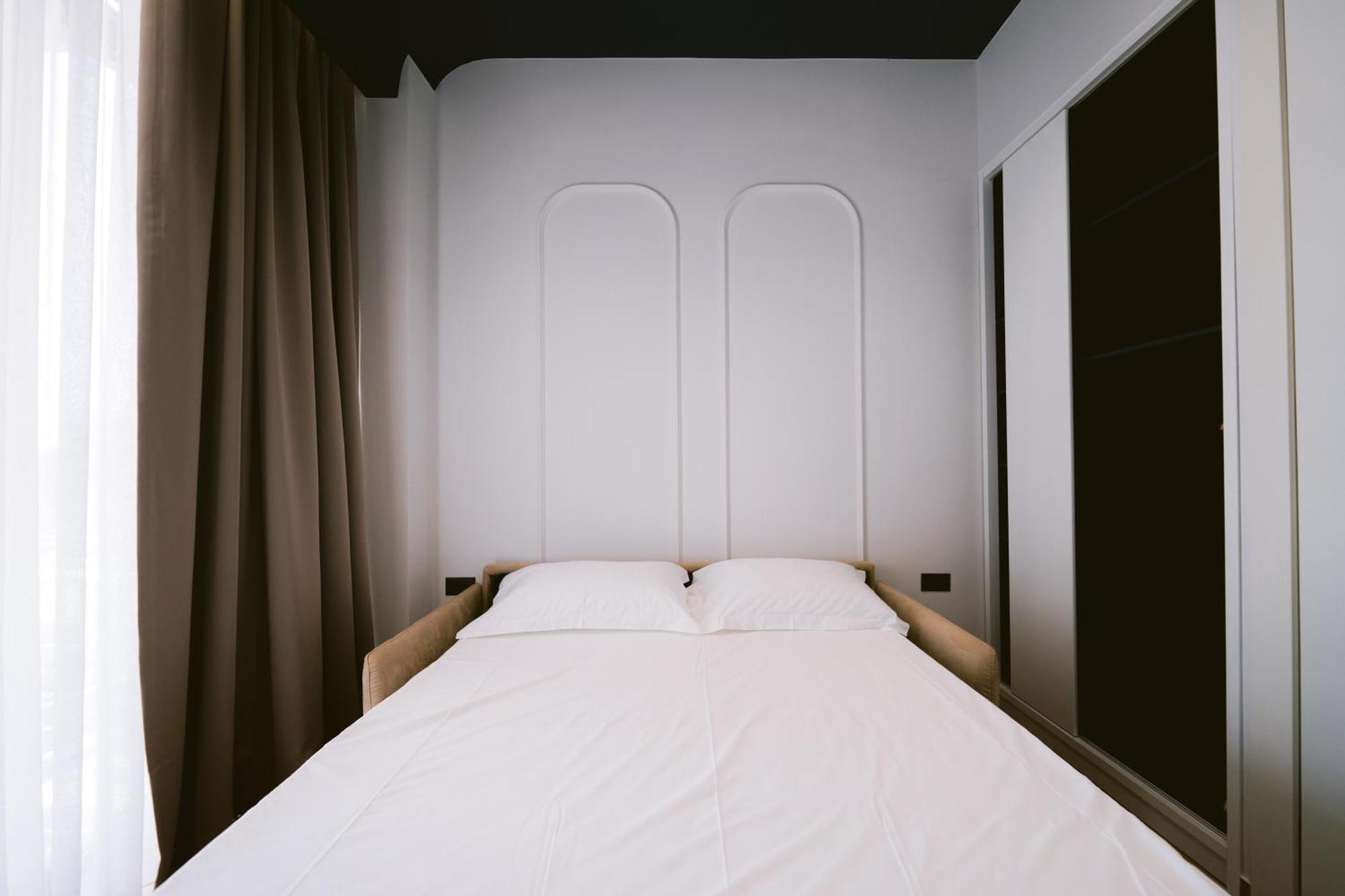 Noemie Hotel Himare Bagian luar foto