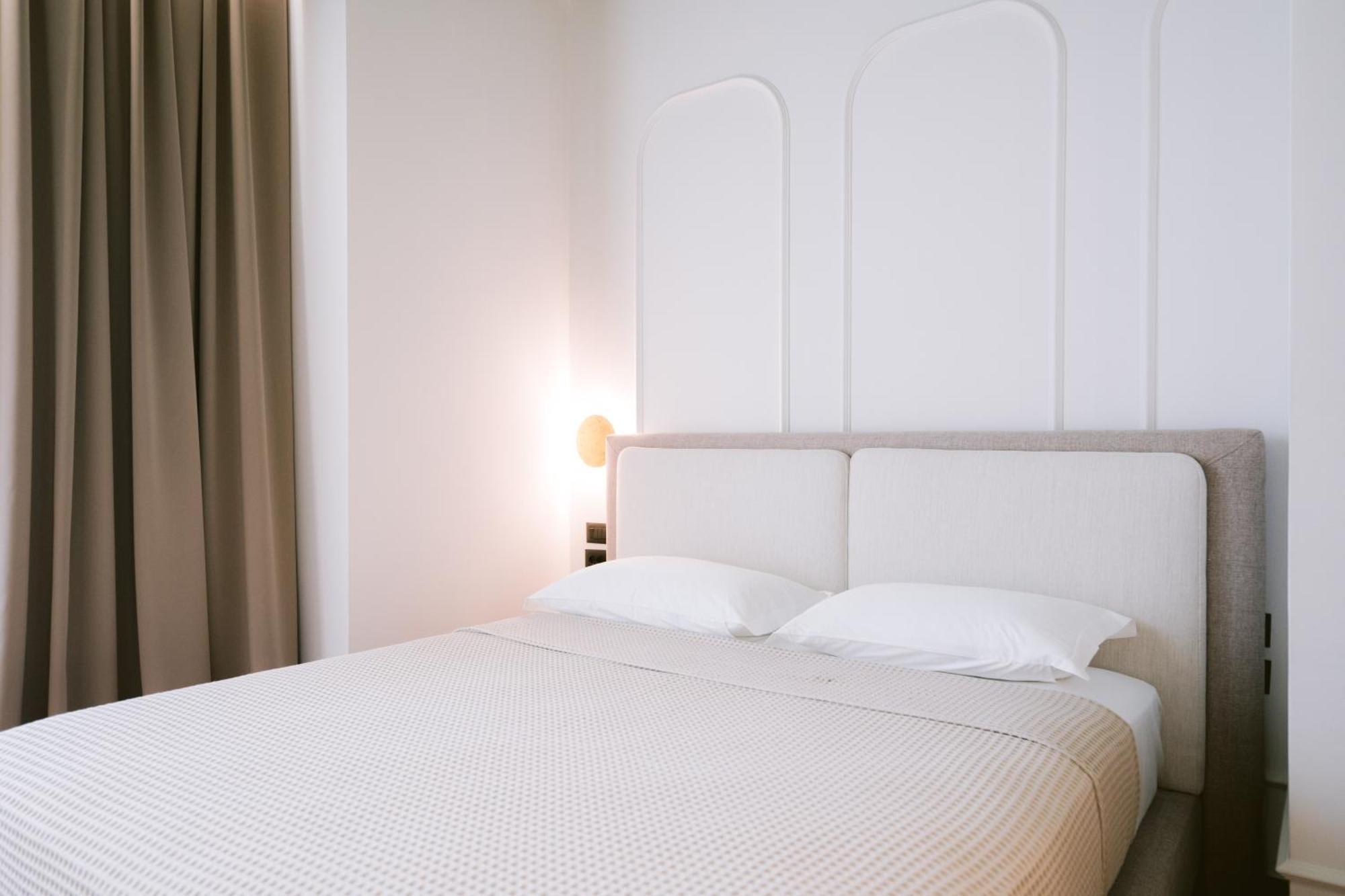 Noemie Hotel Himare Bagian luar foto