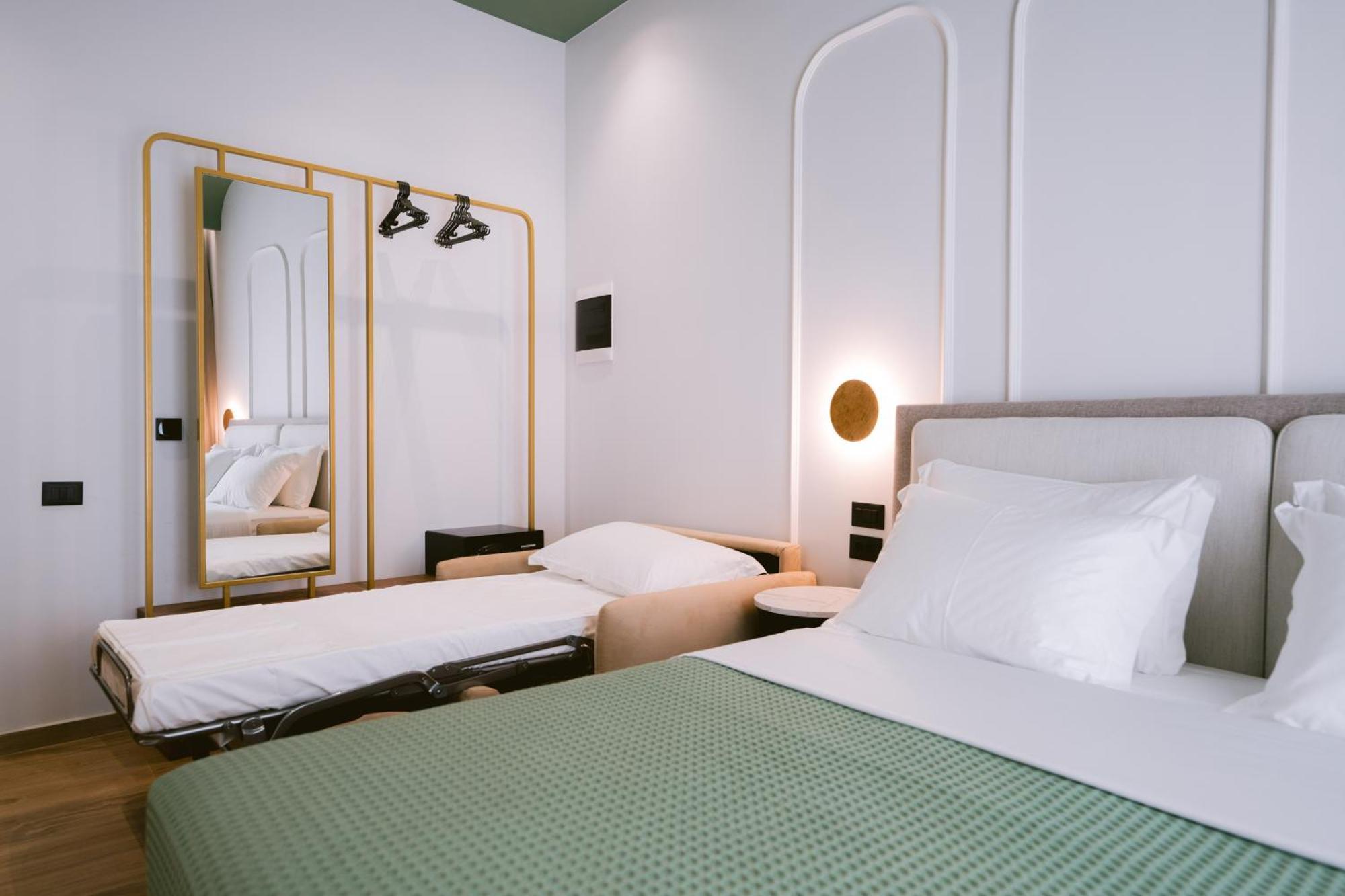 Noemie Hotel Himare Bagian luar foto