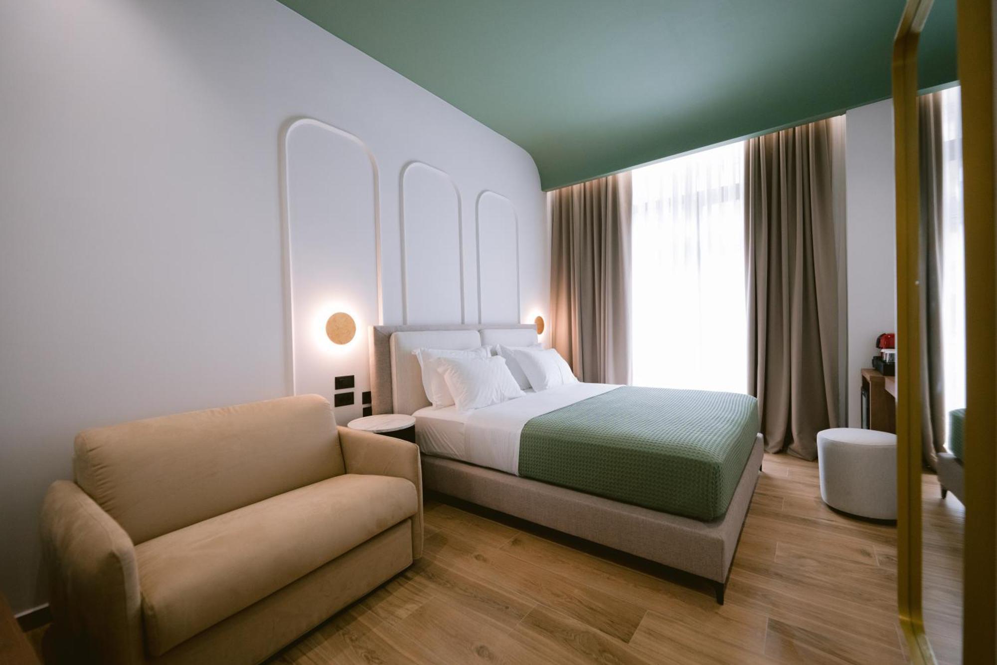 Noemie Hotel Himare Bagian luar foto